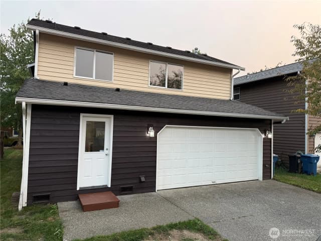 Property photo for 207 Willow Avenue W, Sultan photo 2