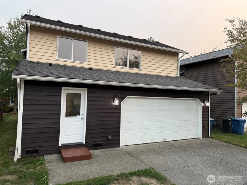 Property photo for 207 Willow Avenue W, Sultan photo 2