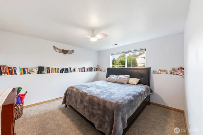 Property photo for 1122 Sw 59th Place, Everett photo 20