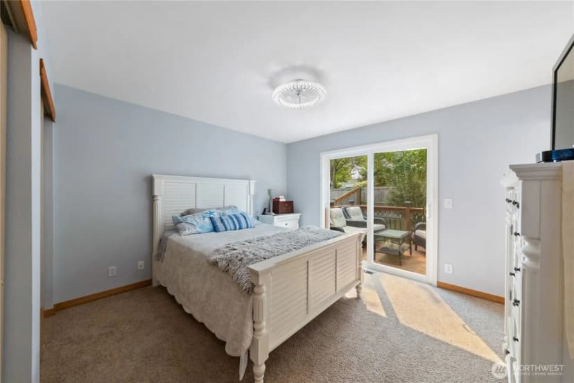 Property photo for 1122 Sw 59th Place, Everett photo 9