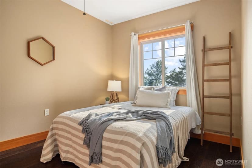 Property photo for 1078 Chuckanut Drive, Bellingham photo 35