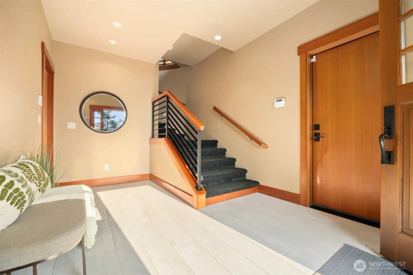 Property photo for 1078 Chuckanut Drive, Bellingham photo 28