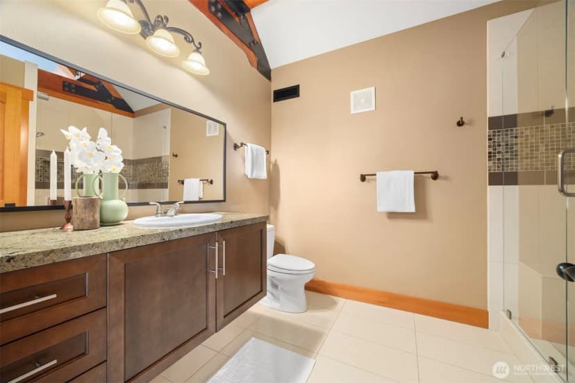 Property photo for 1078 Chuckanut Drive, Bellingham photo 22