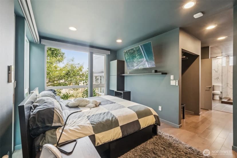 Property photo for 1003 Sturgus Avenue S, Seattle photo 16