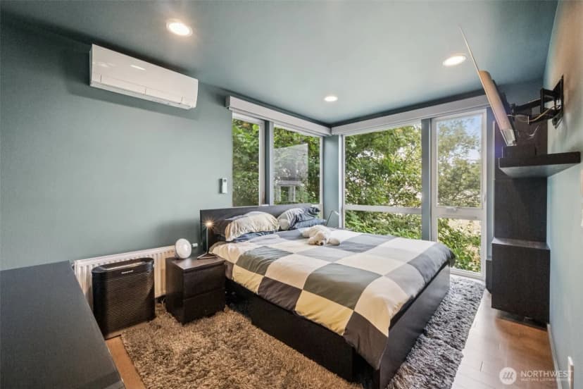 Property photo for 1003 Sturgus Avenue S, Seattle photo 15