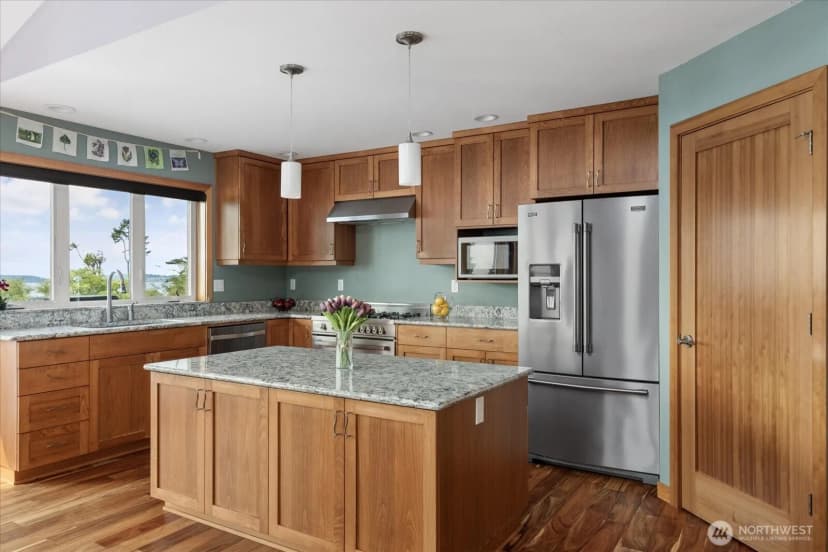 Property photo for 1870 Fircrest Drive, Coupeville photo 11