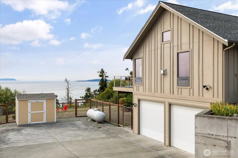Property photo for 1870 Fircrest Drive, Coupeville photo 3