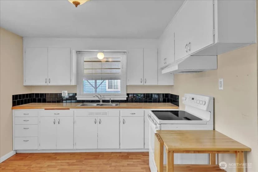 Property photo for 509 Redwood Street, Wenatchee photo 8