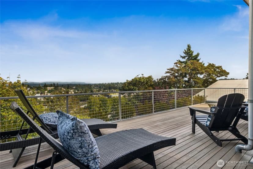 Property photo for 4050 34th Avenue S, Seattle photo 20