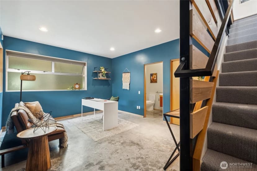 Property photo for 4050 34th Avenue S, Seattle photo 25