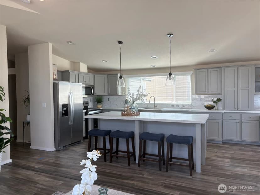 Property photo for 886 N Rock Rose Avenue, Sequim photo 5