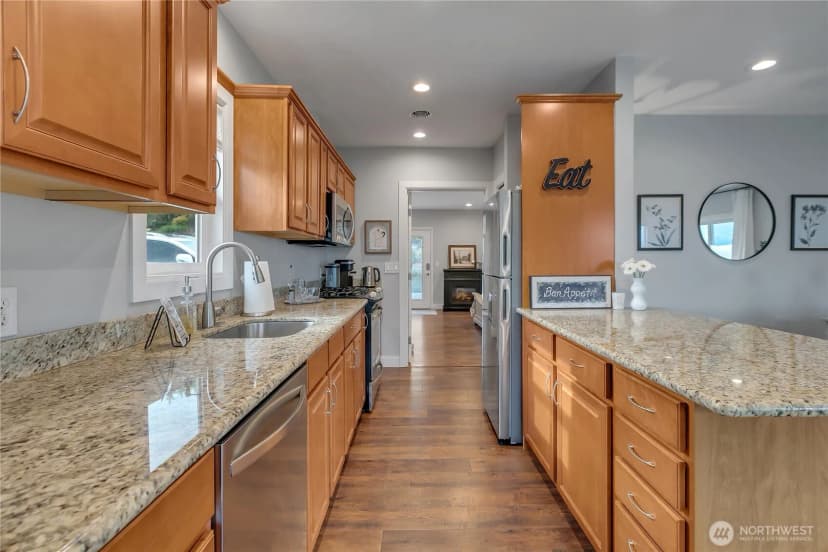 Property photo for 4925 Monta Vista Drive E, Edgewood photo 27