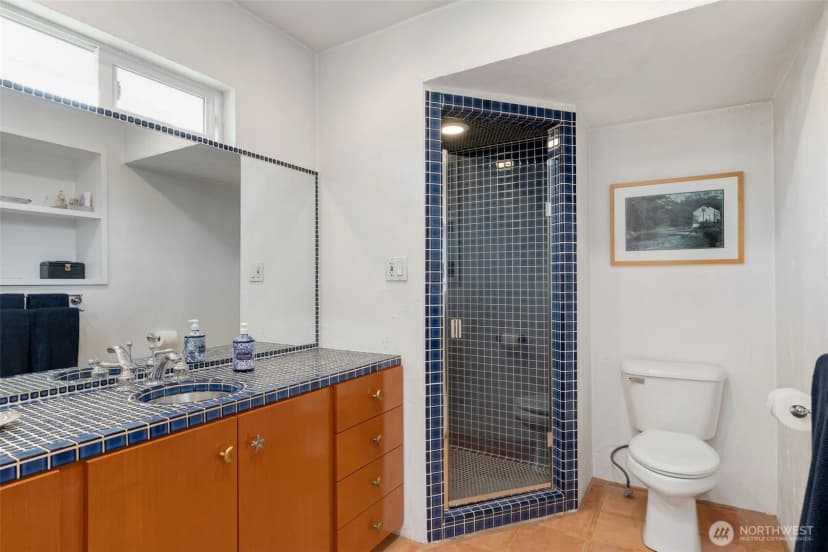Property photo for 16742 45th Avenue Ne, Lake Forest Park photo 16