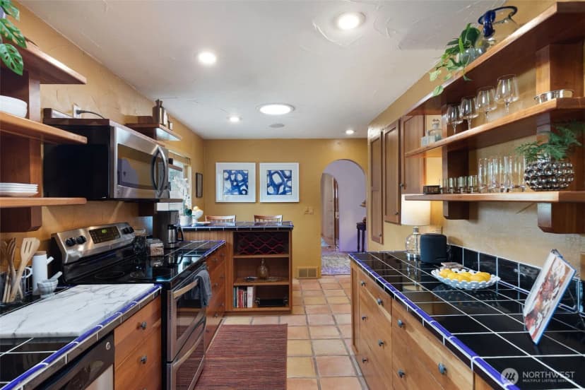 Property photo for 16742 45th Avenue Ne, Lake Forest Park photo 12