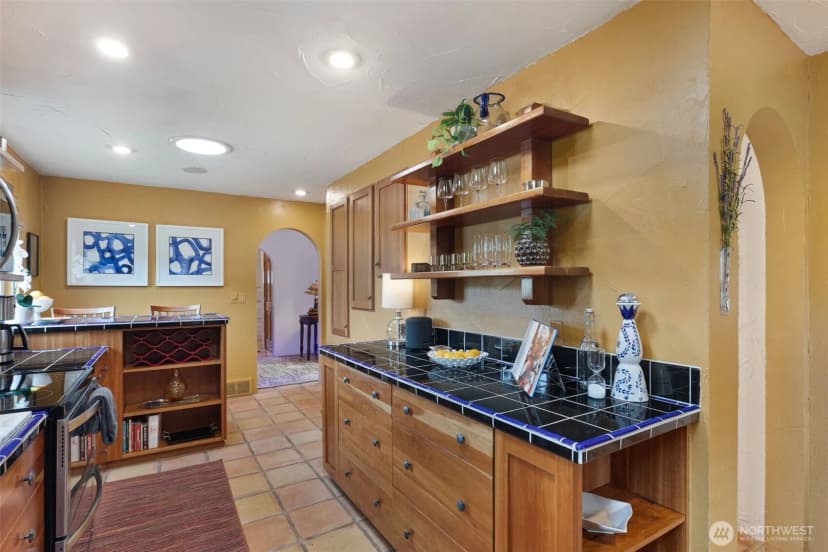 Property photo for 16742 45th Avenue Ne, Lake Forest Park photo 11
