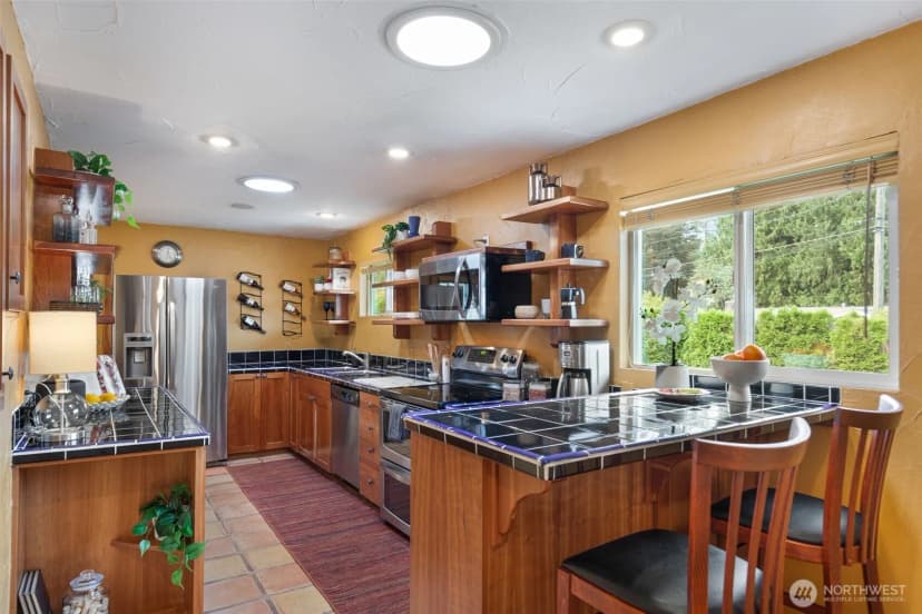 Property photo for 16742 45th Avenue Ne, Lake Forest Park photo 13