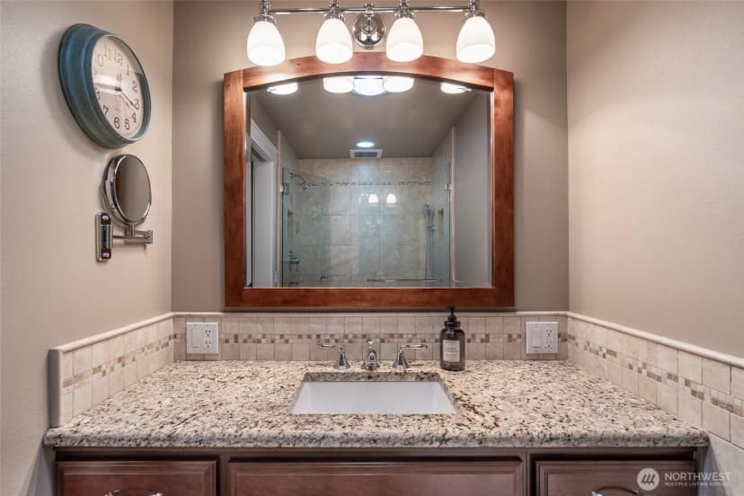 Property photo for 18131 60th Avenue W, Lynnwood photo 25