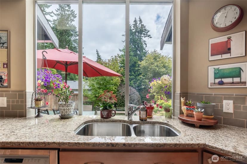 Property photo for 18131 60th Avenue W, Lynnwood photo 10