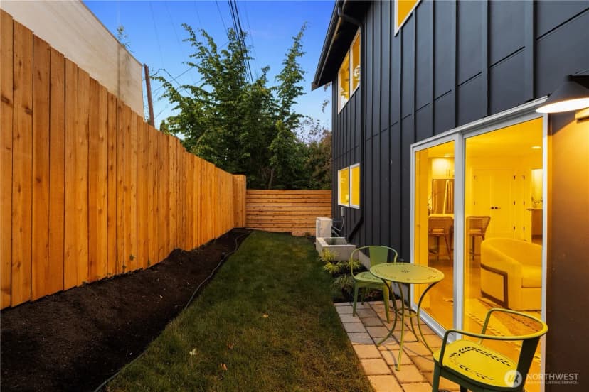 Property photo for 2616 E Roy Street, Seattle photo 27