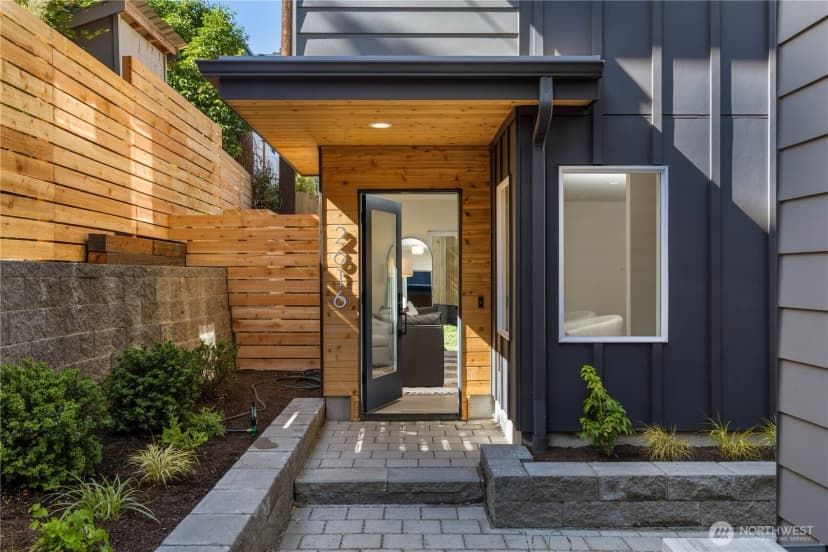 Property photo for 2616 E Roy Street, Seattle