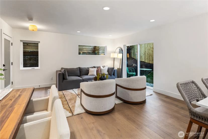 Property photo for 2616 E Roy Street, Seattle photo 11