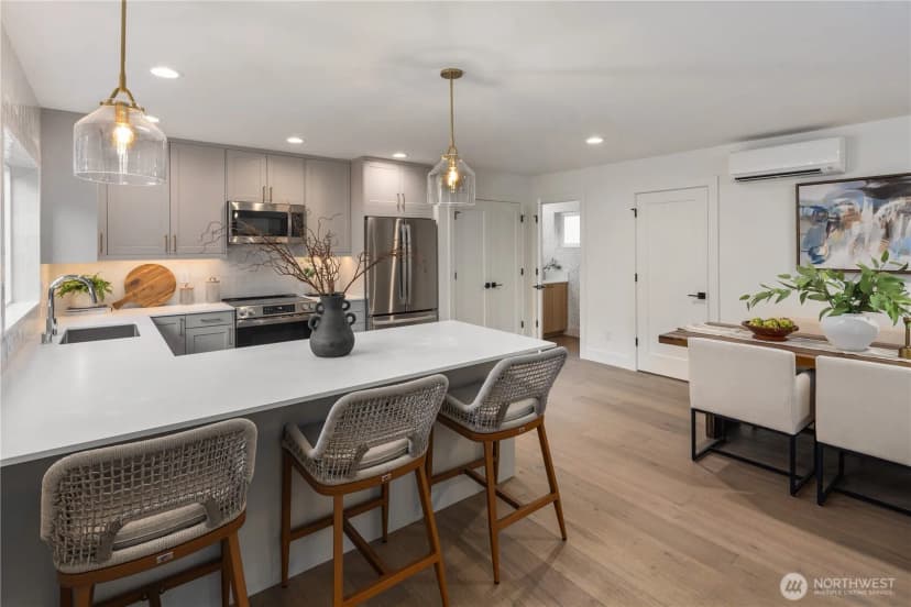 Property photo for 2616 E Roy Street, Seattle photo 16