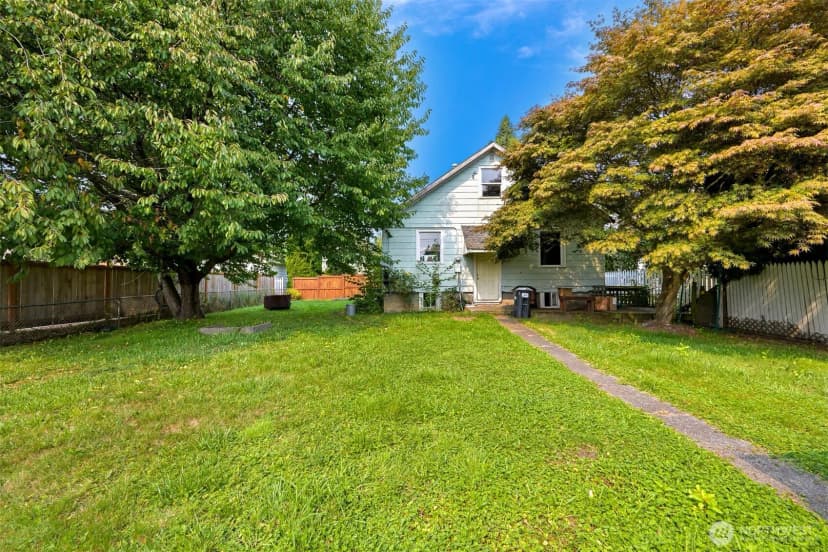 Property photo for 112 Milwaukee Street, Mount Vernon photo 22