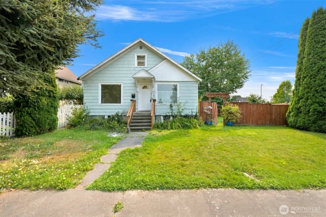 Property photo for 112 Milwaukee Street, Mount Vernon