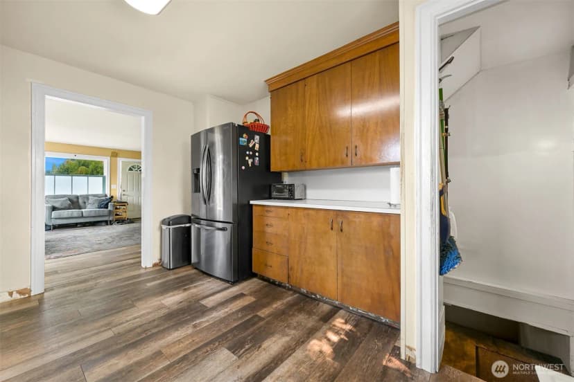 Property photo for 112 Milwaukee Street, Mount Vernon photo 10