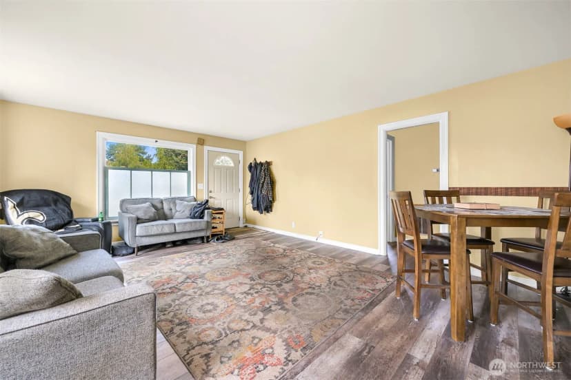 Property photo for 112 Milwaukee Street, Mount Vernon photo 6