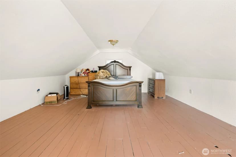 Property photo for 112 Milwaukee Street, Mount Vernon photo 16