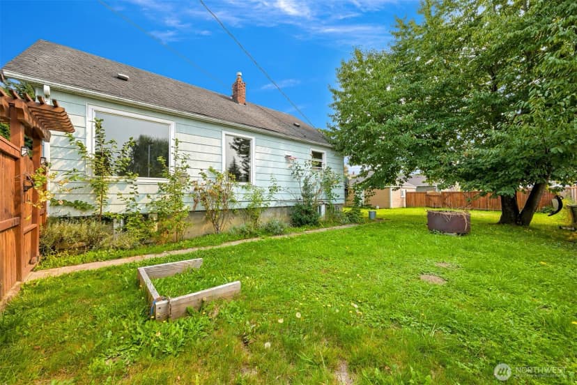 Property photo for 112 Milwaukee Street, Mount Vernon photo 21