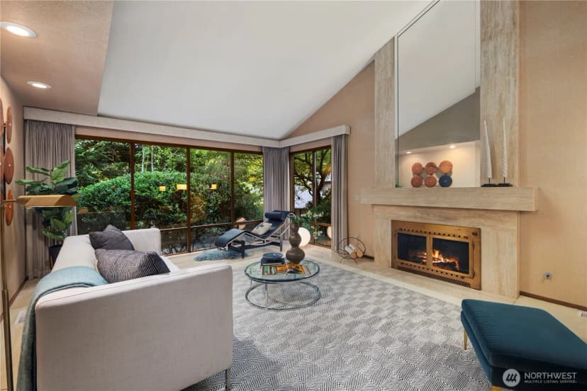 Property photo for 2606 131st Place Ne, Bellevue photo 3