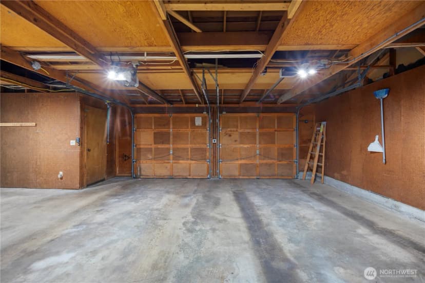 Property photo for 2606 131st Place Ne, Bellevue photo 25