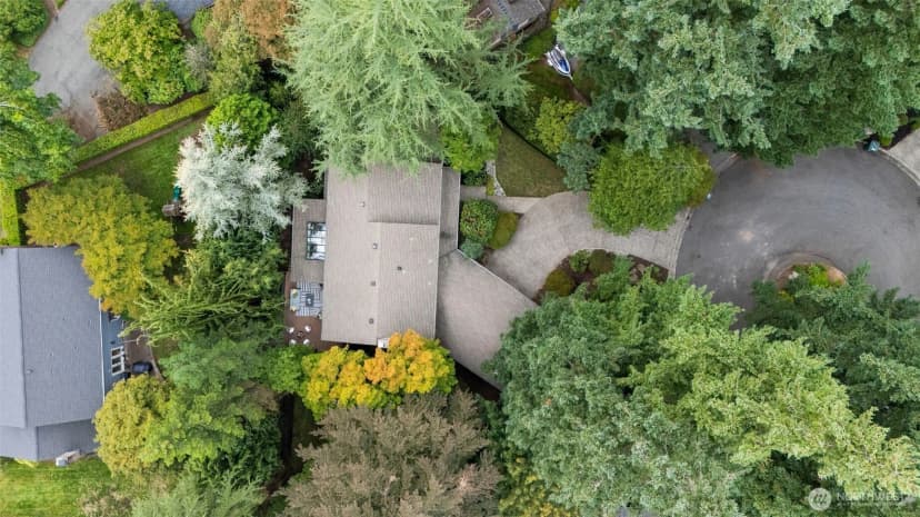 Property photo for 2606 131st Place Ne, Bellevue photo 30