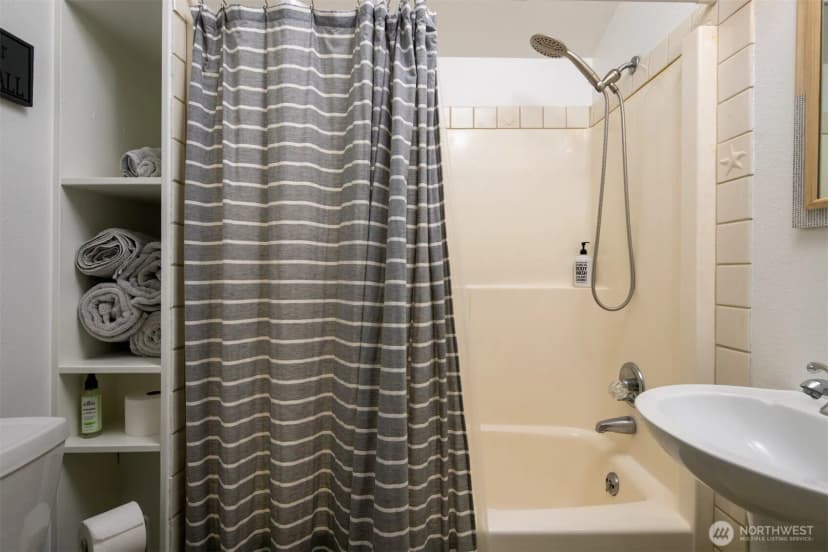 Property photo for 7556 Terrill Drive, Blaine photo 15