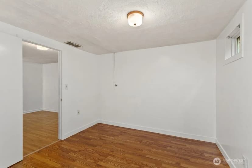 Property photo for 8117 16th Avenue Sw, Seattle photo 17
