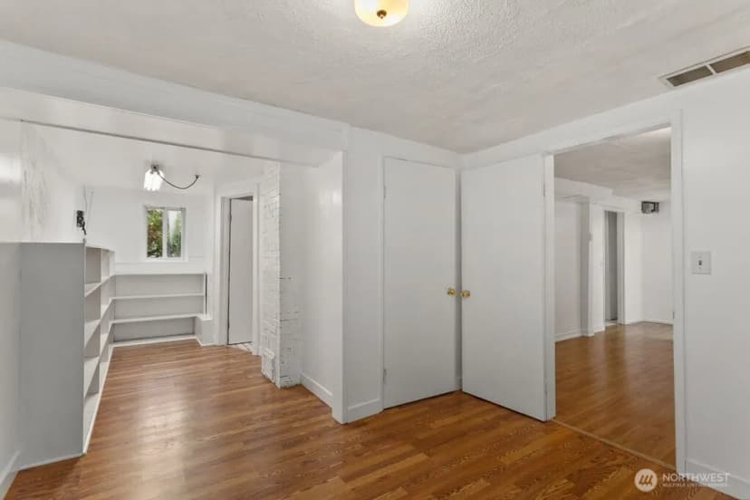 Property photo for 8117 16th Avenue Sw, Seattle photo 16