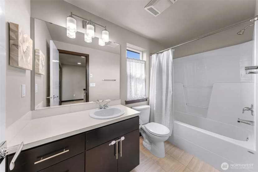 Property photo for 1328 152nd Place Sw, Lynnwood photo 21