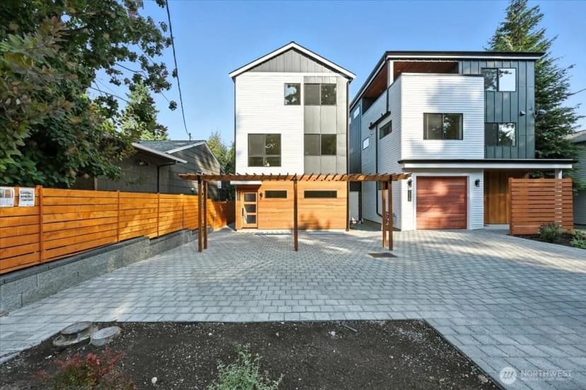 Property photo for 7522 31st Avenue Ne, Seattle