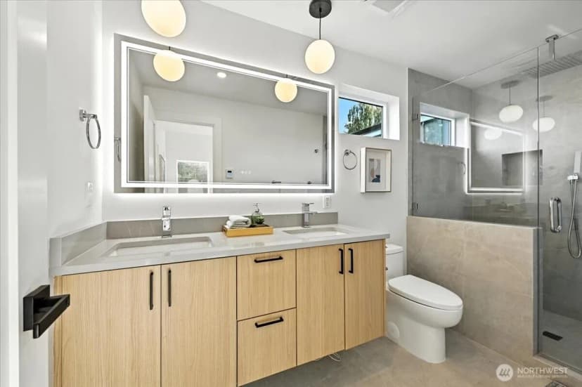 Property photo for 7522 31st Avenue Ne, Seattle photo 16