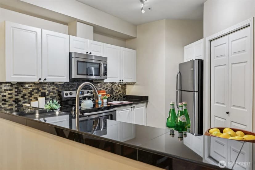 Property photo for 12118 Ne 171st Place #e202, Bothell photo 8