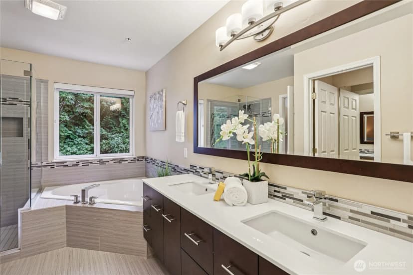 Property photo for 12118 Ne 171st Place #e202, Bothell photo 18