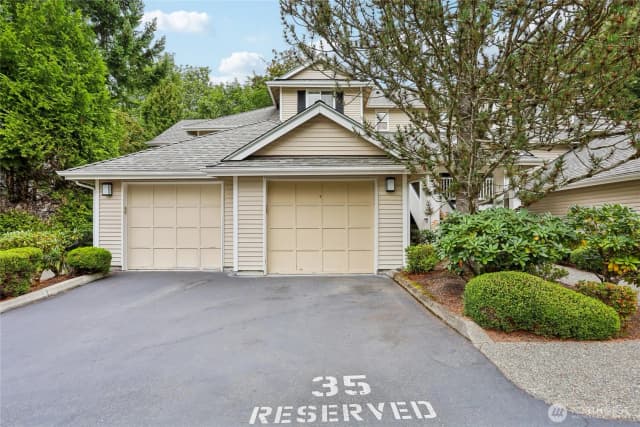 Property photo for 12118 Ne 171st Place #e202, Bothell photo 2