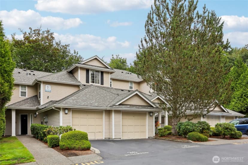 Property photo for 12118 Ne 171st Place #e202, Bothell