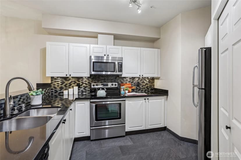 Property photo for 12118 Ne 171st Place #e202, Bothell photo 6
