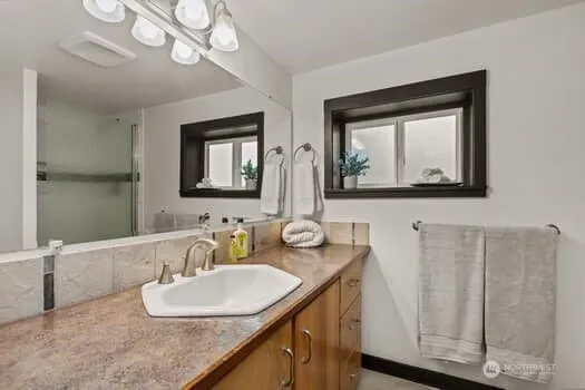 Property photo for 6725 22nd Avenue Nw, Seattle photo 30