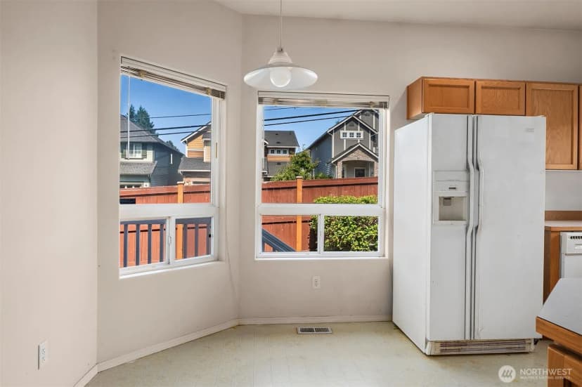 Property photo for 15604 48th Place W, Edmonds photo 8