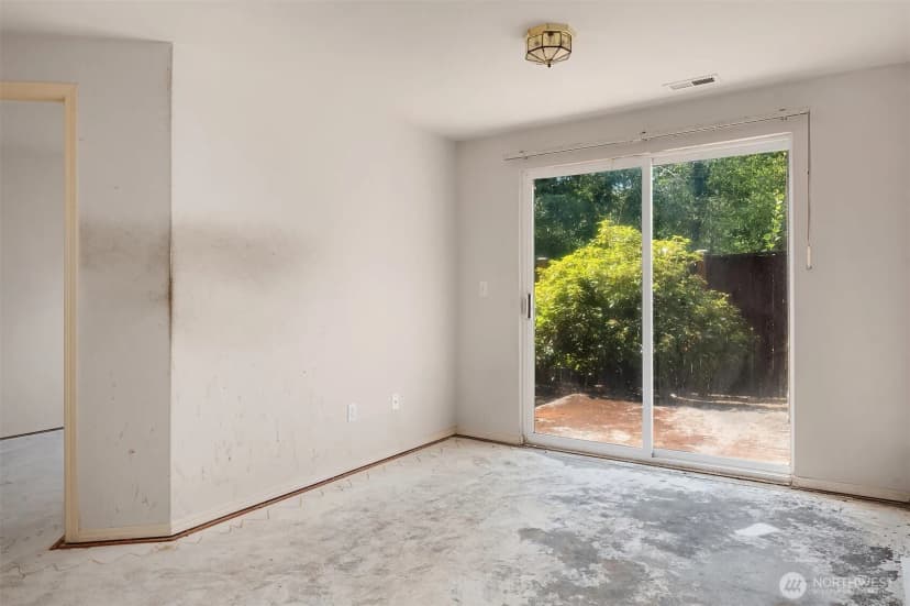 Property photo for 15604 48th Place W, Edmonds photo 17