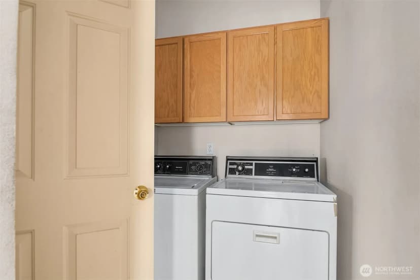 Property photo for 15604 48th Place W, Edmonds photo 9